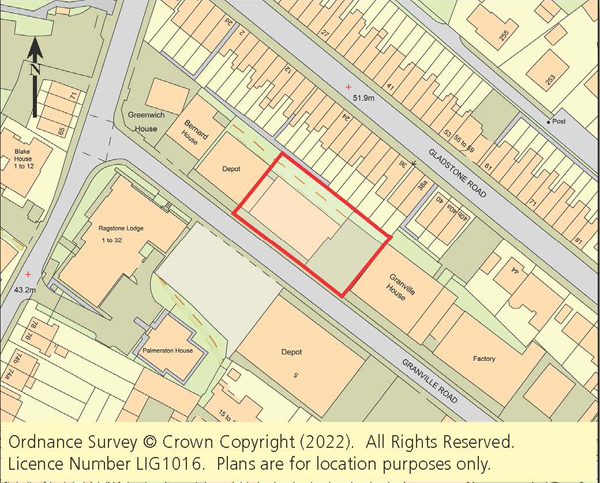 Lot: 102 - EXISTING COMMERCIAL SITE & BUILDINGS CURRENTLY LET WITH PREVIOUS PLANNING FOR 14 FLATS -